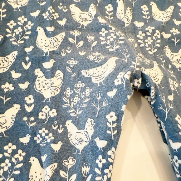 Baby Boden 6-12M Chicken Print Romper - Picture 6 of 9